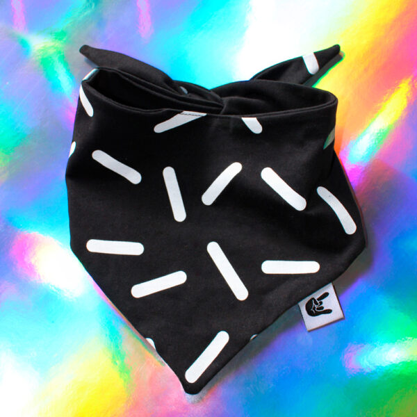 Babero Chispas Negro