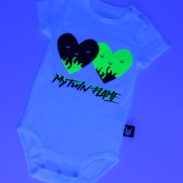 Body Bebé My twin flame Blanco Brilla en la oscuridad