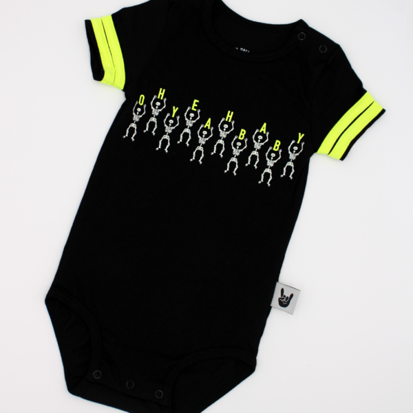 Body Bebé Oh Yeah Baby Skeletons Negro Brilla en la oscuridad